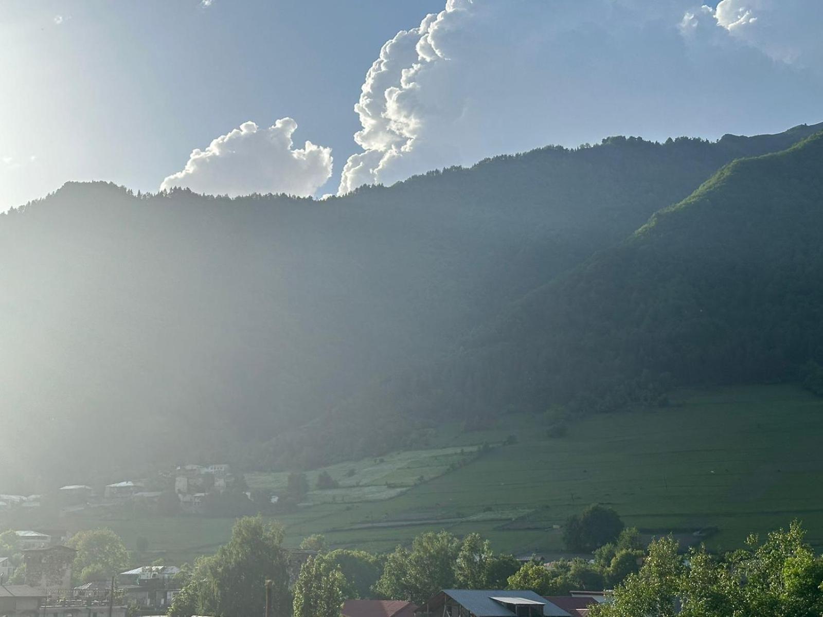 Mestiakhedi Esterno foto